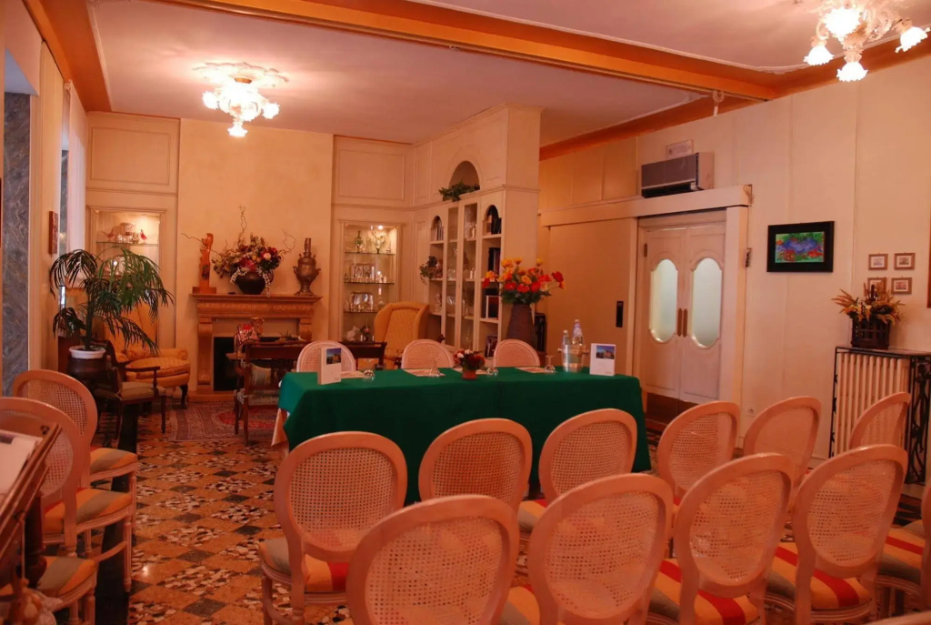 Hotel photo 20