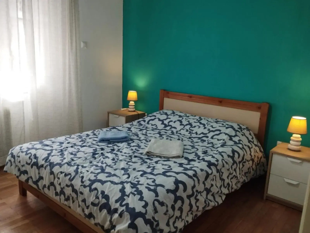 Colorful apartment 5 minutes walk from Acropolis