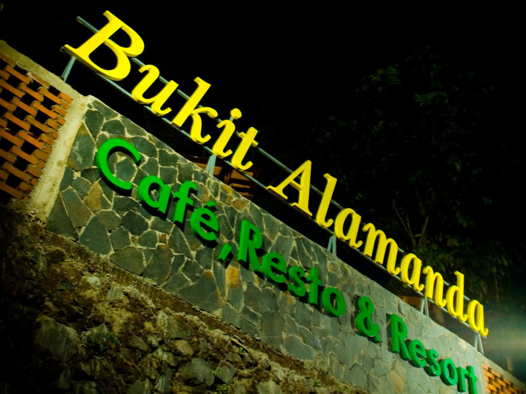 Bukit Alamanda Resort & Resto