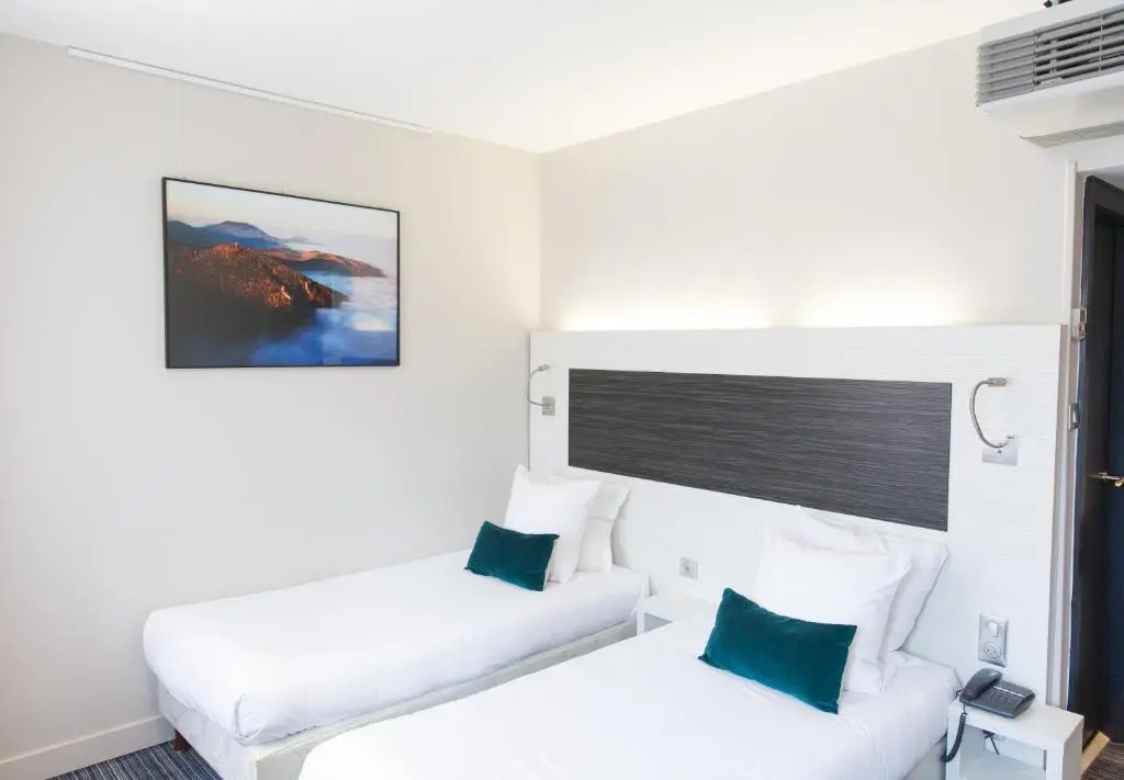 Standard Double room (twin beds)