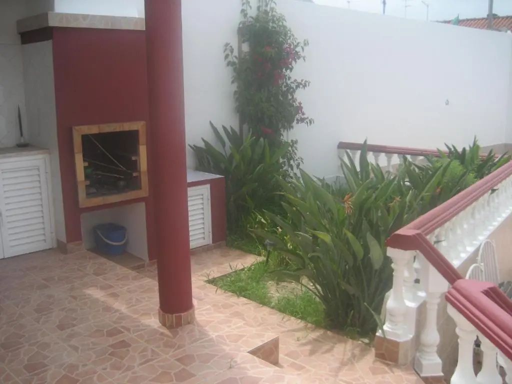 3 Bedrooms Cottage