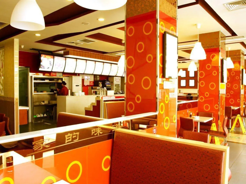 Food & Beverage