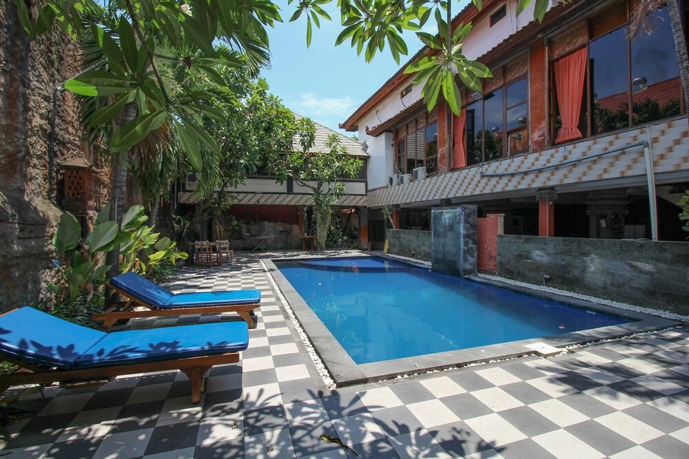 Pool