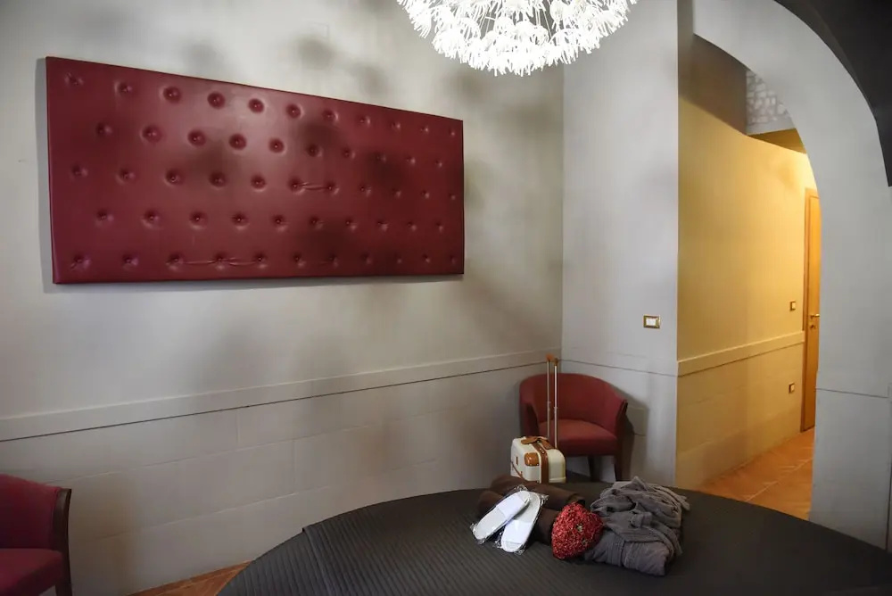 Lobby & Reception