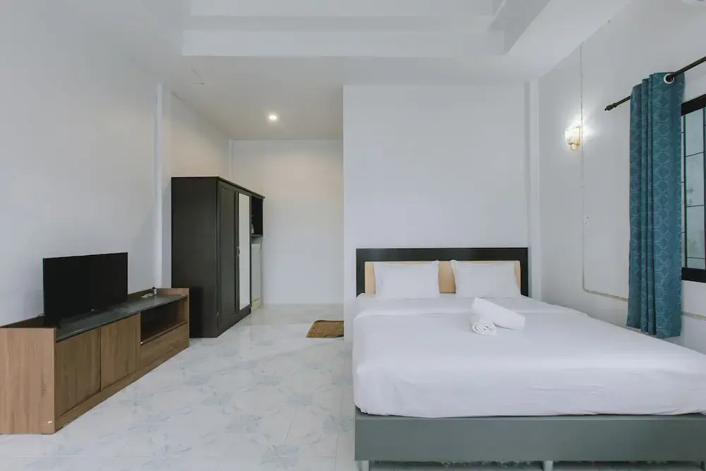 Бунгало с балконом в Kataonsea Bungalows