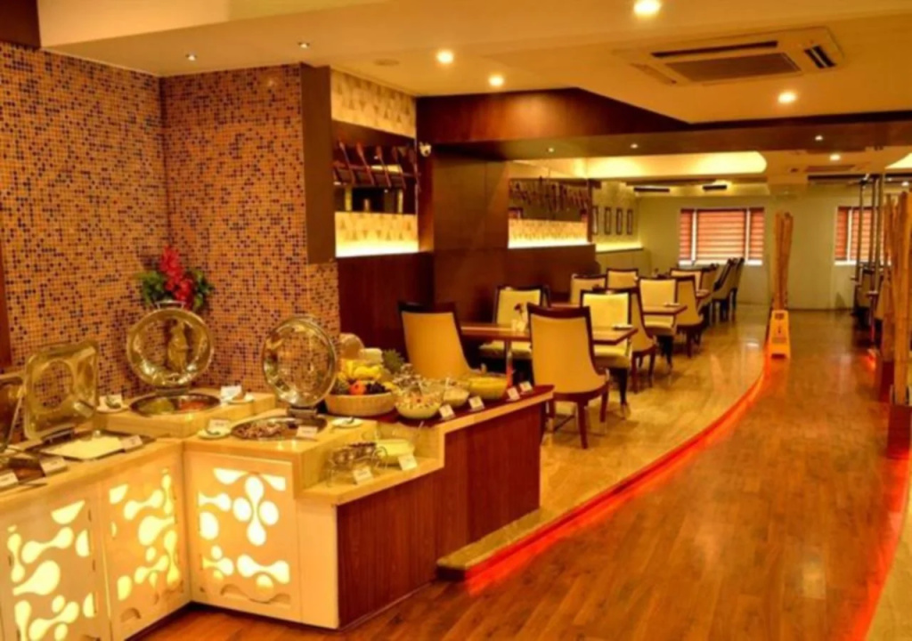 Food & Beverage