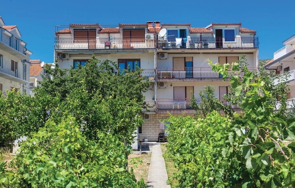 Beautiful Home in Trogir With Wifi and 3 Bedrooms
