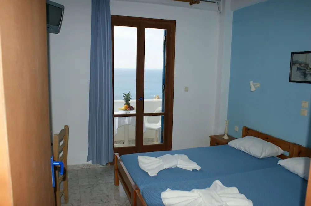 Apartment with balcony and with sea view