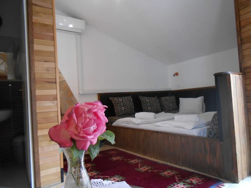 Comfort Double room with balcony (full double bed)