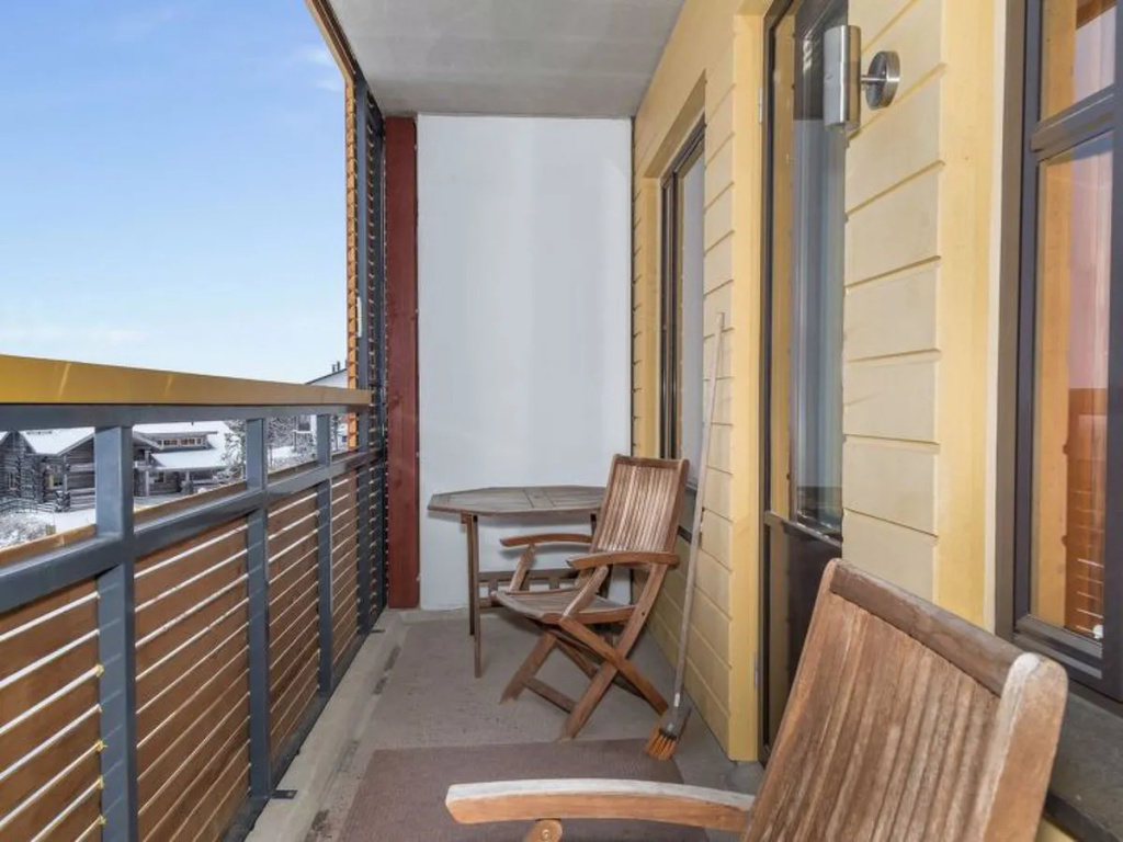 Balcony & Terrace