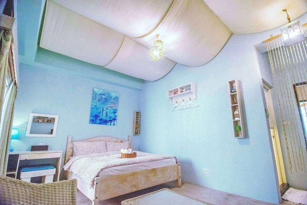 Economy Double room (full double bed)