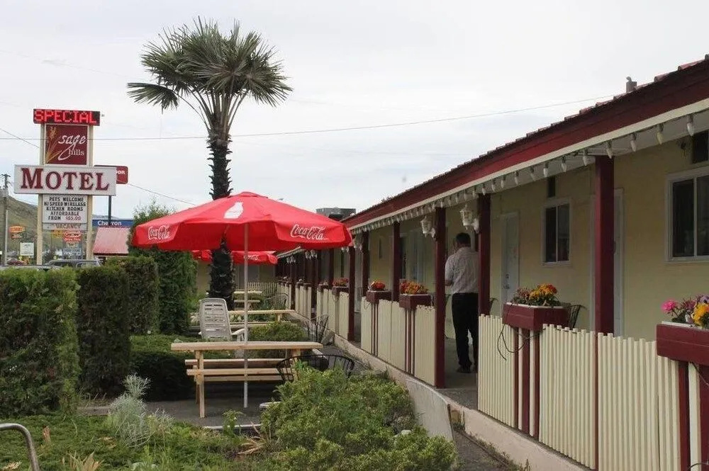 Sage Hills Motel