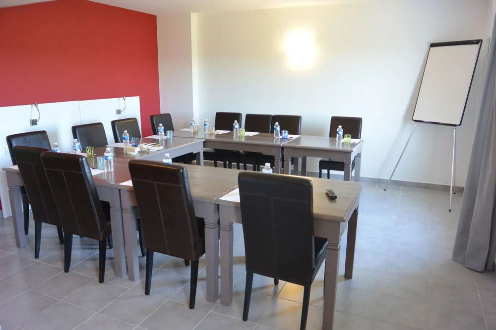 Hotel Restaurant Le Gardon - Pont du Gard - Général