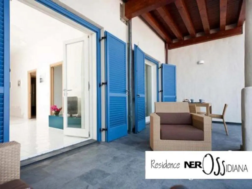 2 Bedrooms Apartment with sea view