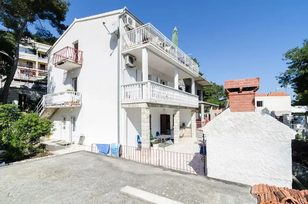 Guest House Sobra