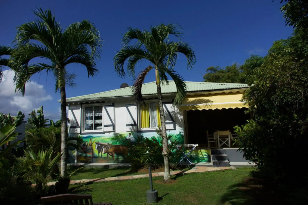 Bungalow de 2 chambres avec piscine partagee terrasse et wifi a Sainte Rose