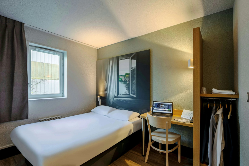 Voir la photo 3 — B&B HOTEL Poitiers (1)