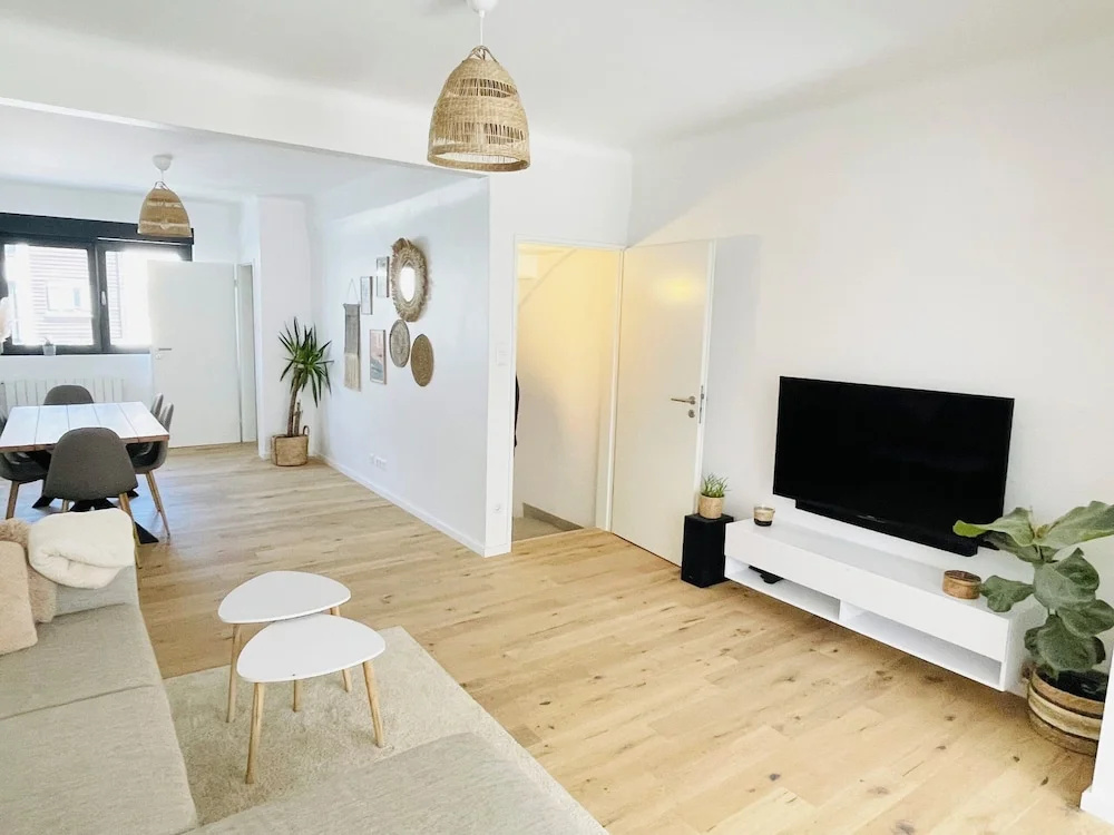 Deluxe Apartment