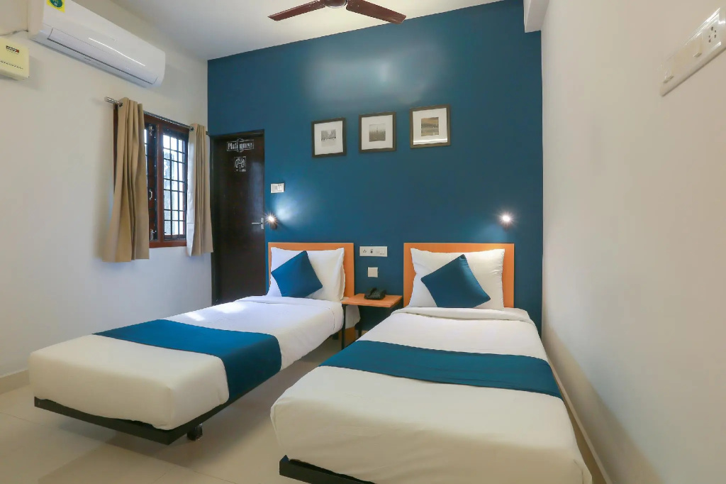 Murugan Rooms by OYO Rooms