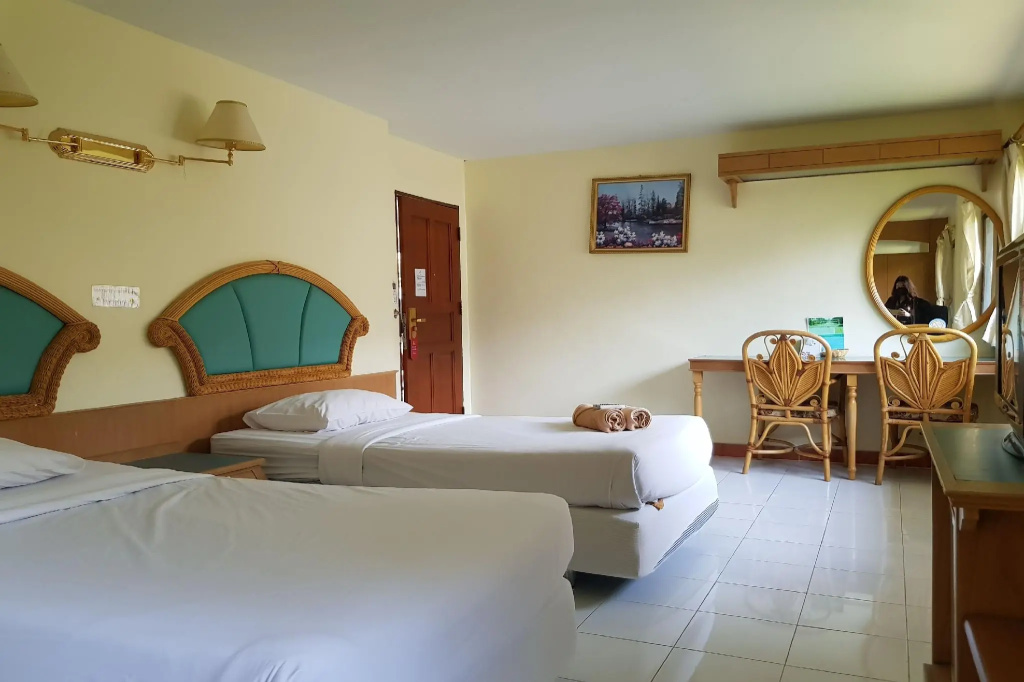 Standard Double room (twin beds)