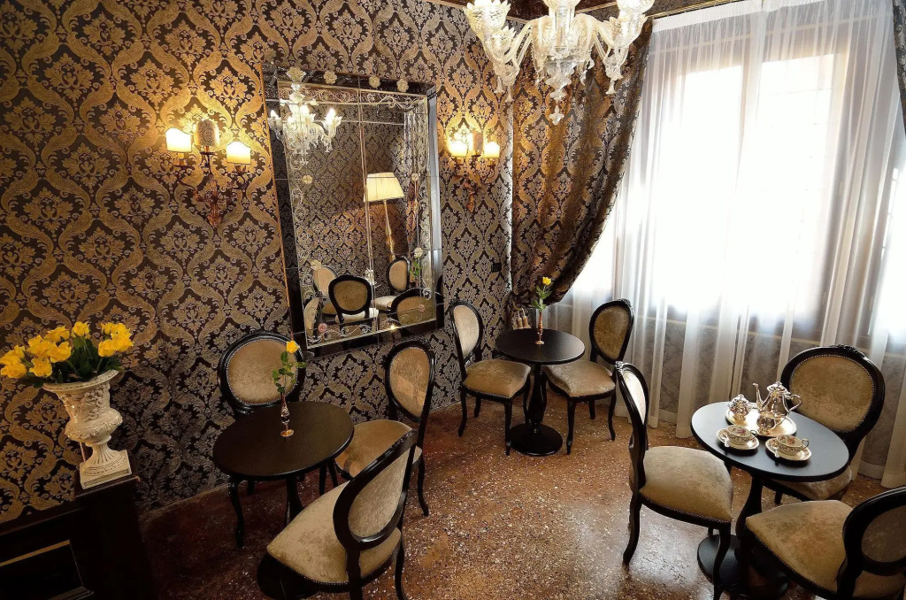 Hotel photo 19