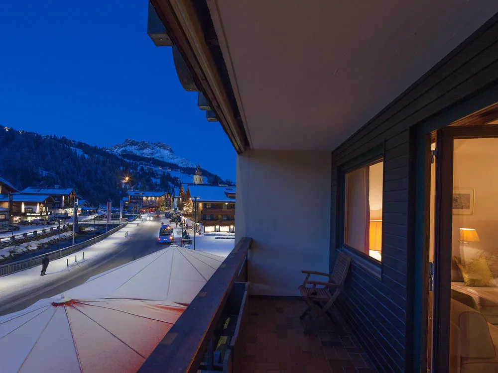 Balcony & Terrace