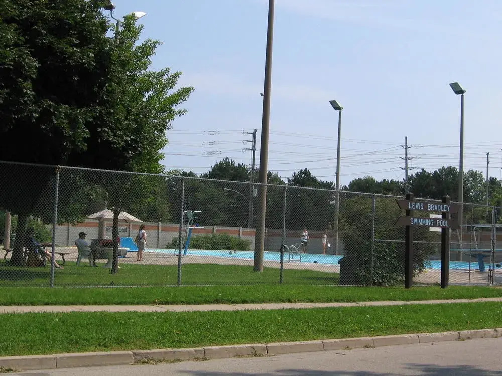 Elite Suites - Square One View Comfort Suite - фото 11