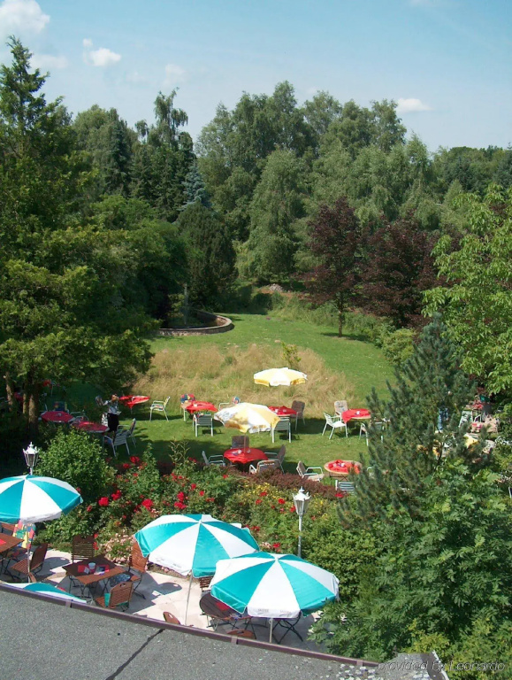 AKZENT Hotel Zur Wasserburg , bed & breakfast - Général