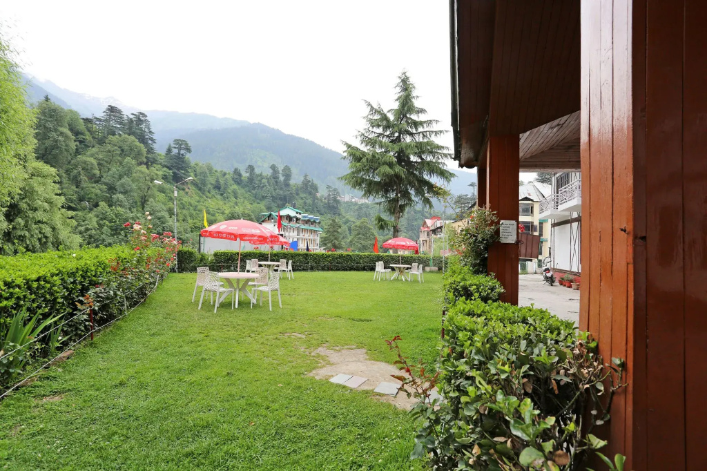 Hotel Snow Princess by OYO Rooms