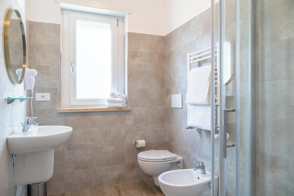 Hotel photo 32