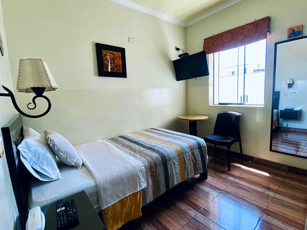 Hotel Tinkus Inn - Chambres