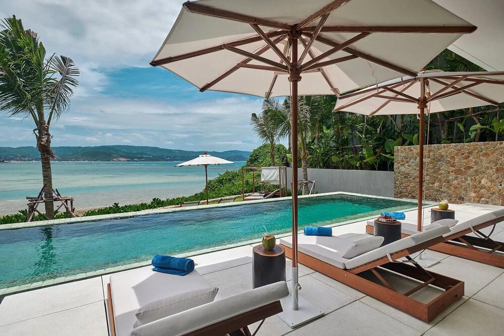 Beach & Waterfront