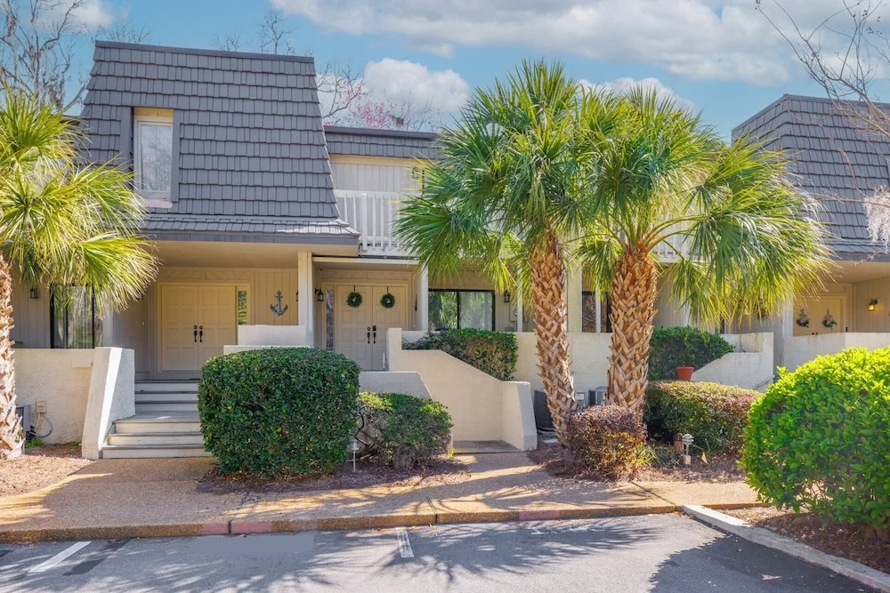 Fore Season Retreat 2 BDR in Desirable Resort!