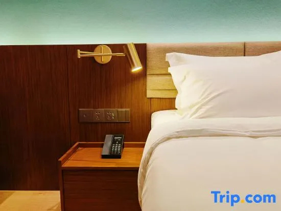 Standard Double room with sunset view (full double bed)