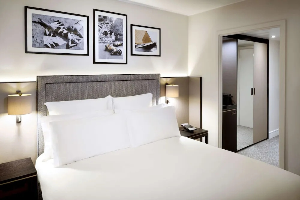 Columbus Hotel Monte-Carlo, Curio Collection by Hilton - Chambres