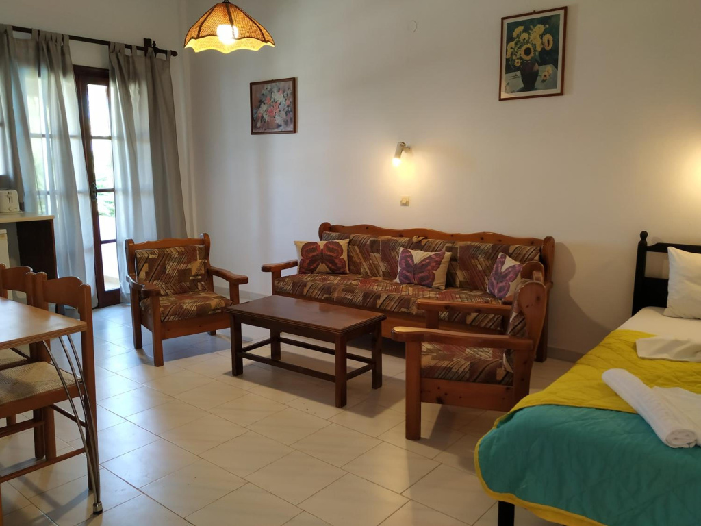 Pardalakis Studios - Général