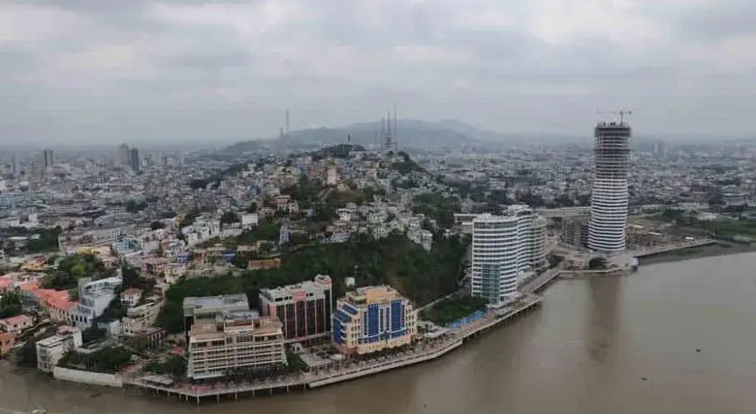 Suite amoblada en Condominio Riverfront II — фото 3