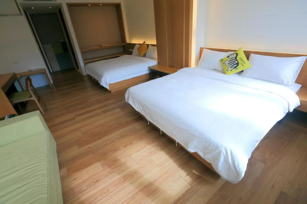 Standard Quadruple room