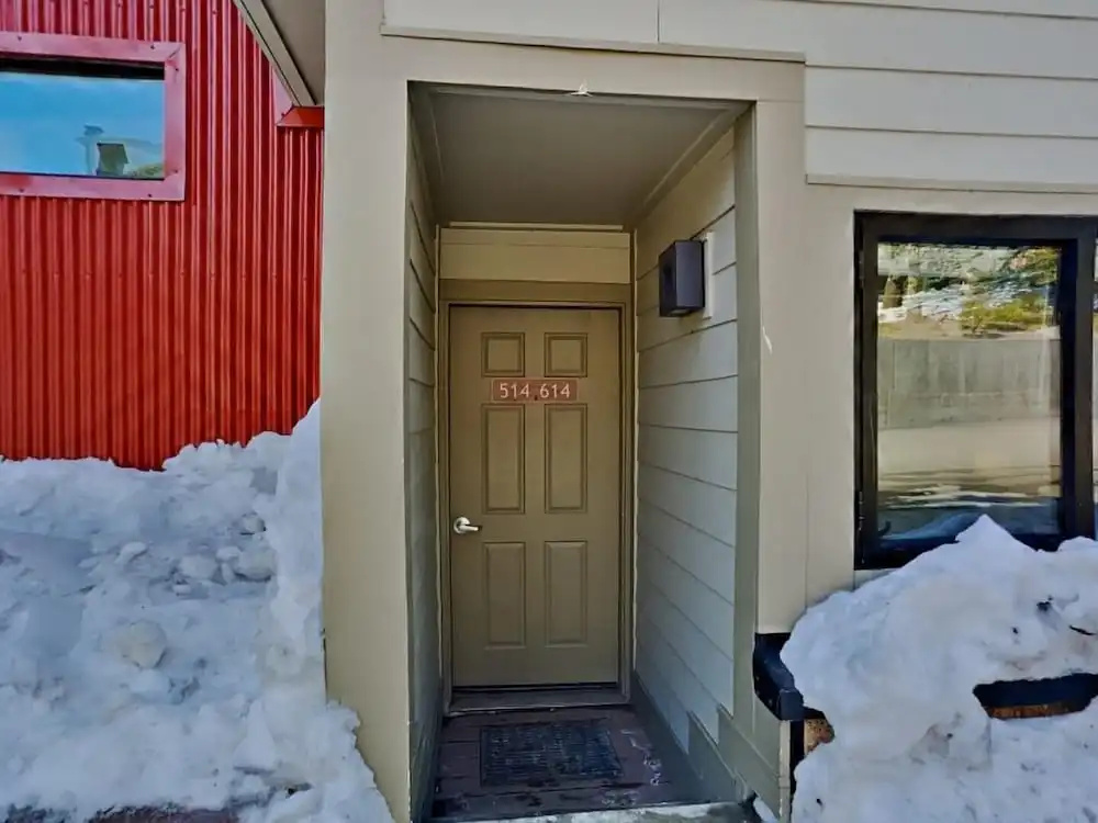 Remodeled 2 Bedroom Condo with Easy Access to Mountain Biking, Swimming, Hiking, Hot Tubs! by RedAwning