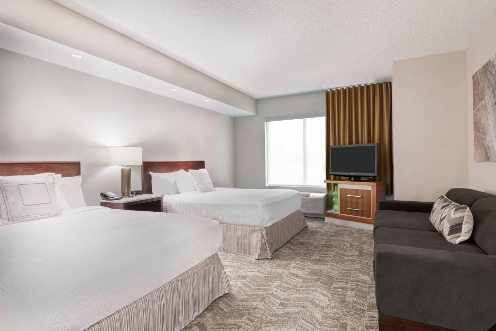Quadruple Suite