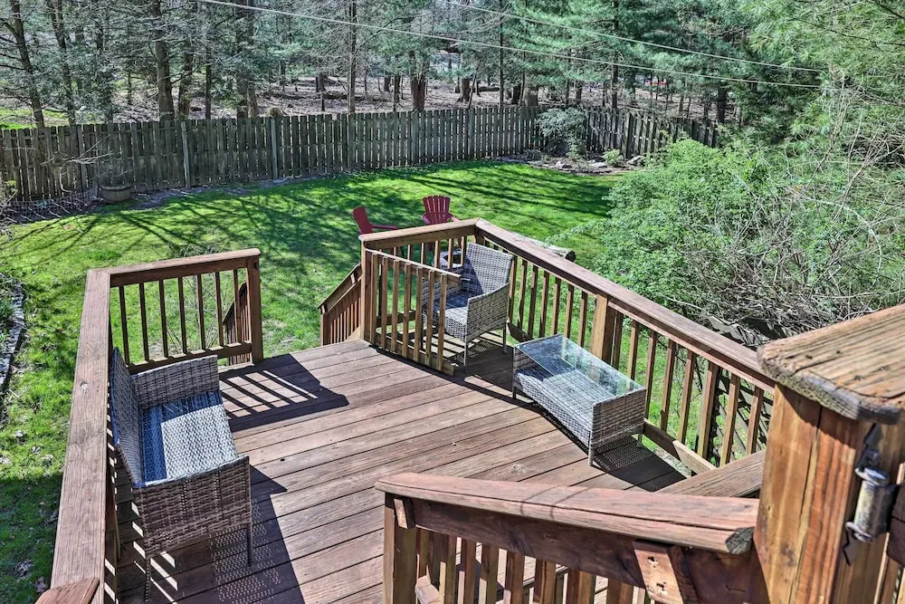 3 Mi to Kalahari: Pocono Mountain Home w/ Fire Pit