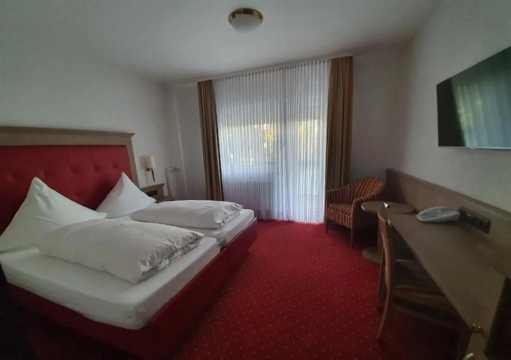 Standard Double room (full double bed)