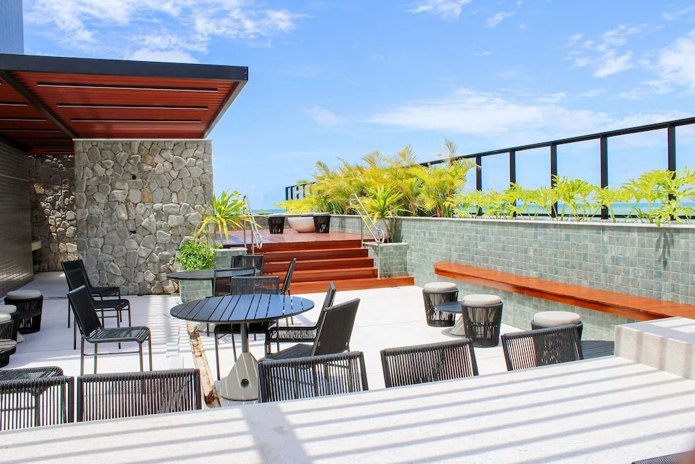 OCEAN - STUDIO COM VARANDA - By Living