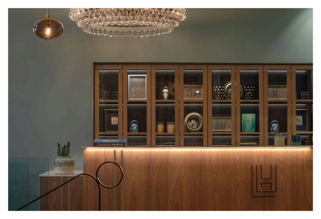 Lyric Hotel Paris 11