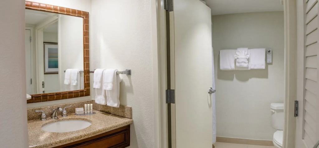 Courtyard by Marriott - Naples - Général
