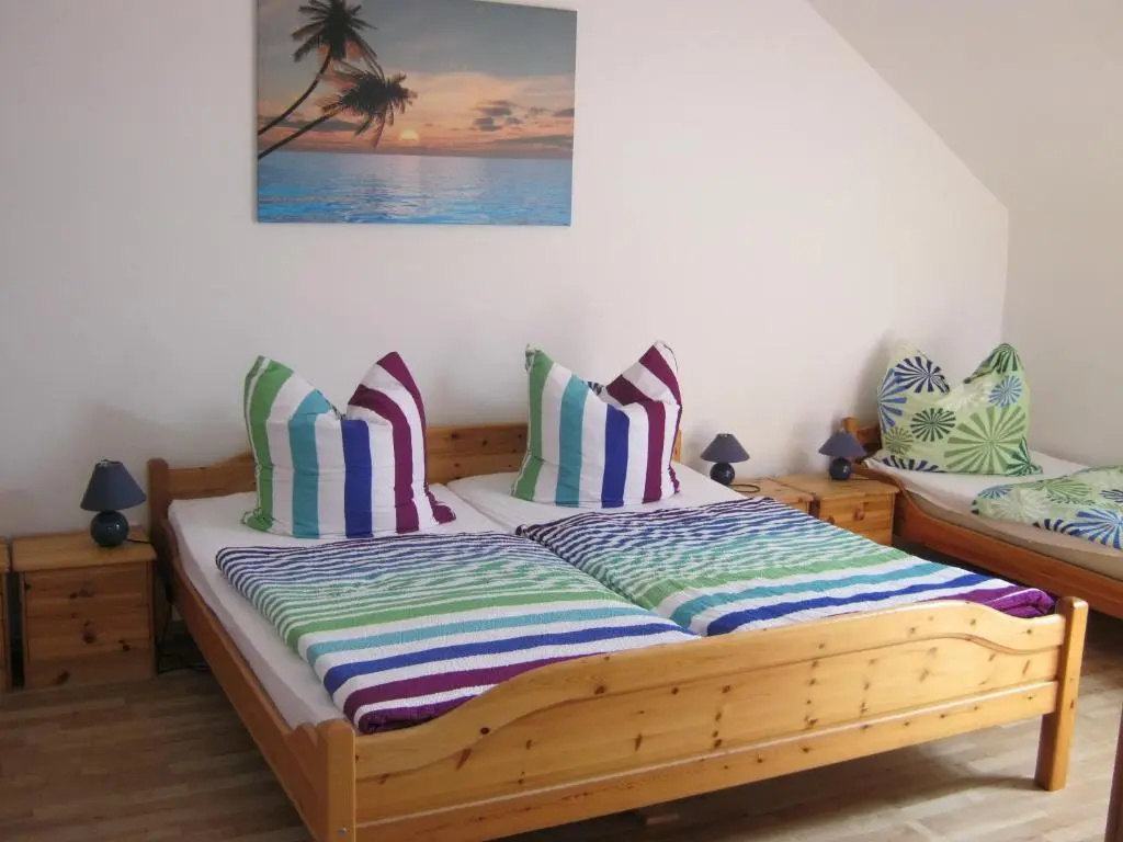 3 Bedrooms Apartment