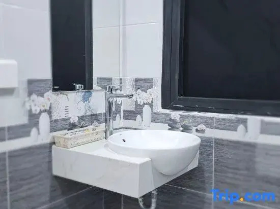 Hostel Nha Tia Near Beach Grandworld Phu Quoc