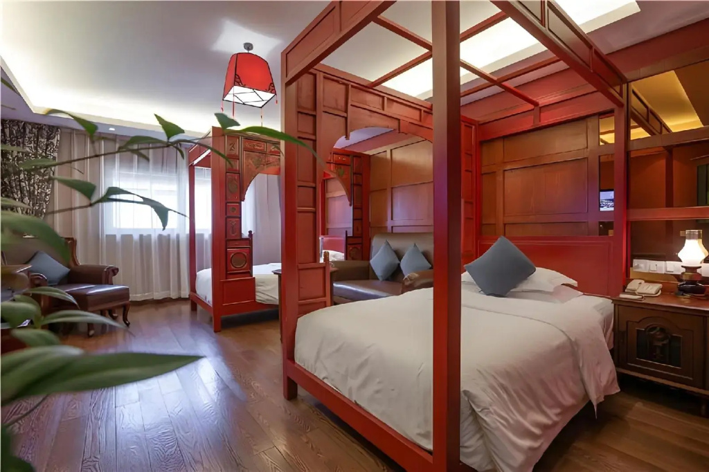 Hotel photo 12