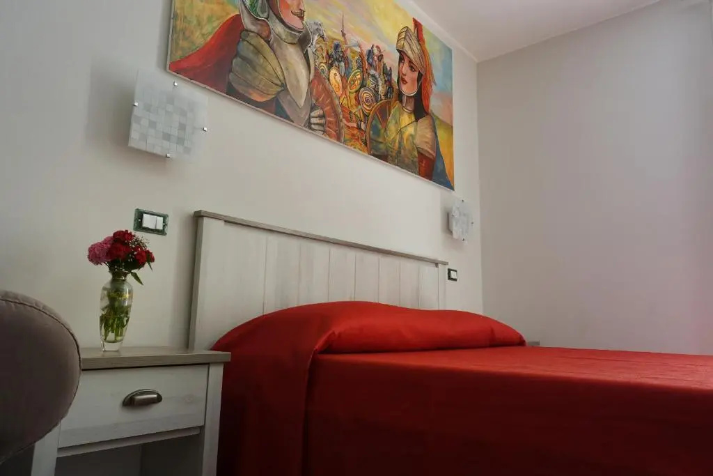 Deluxe Double room (full double bed)