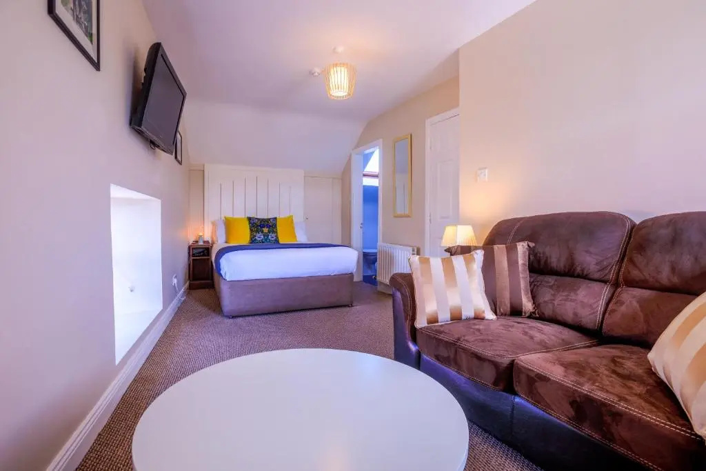 Deluxe Double room with sea view (full double bed)